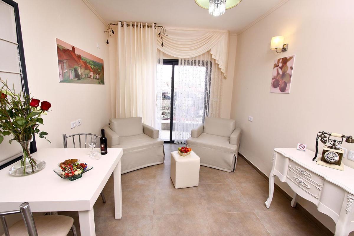 Achuza Bamarom Villa Safed Exterior photo